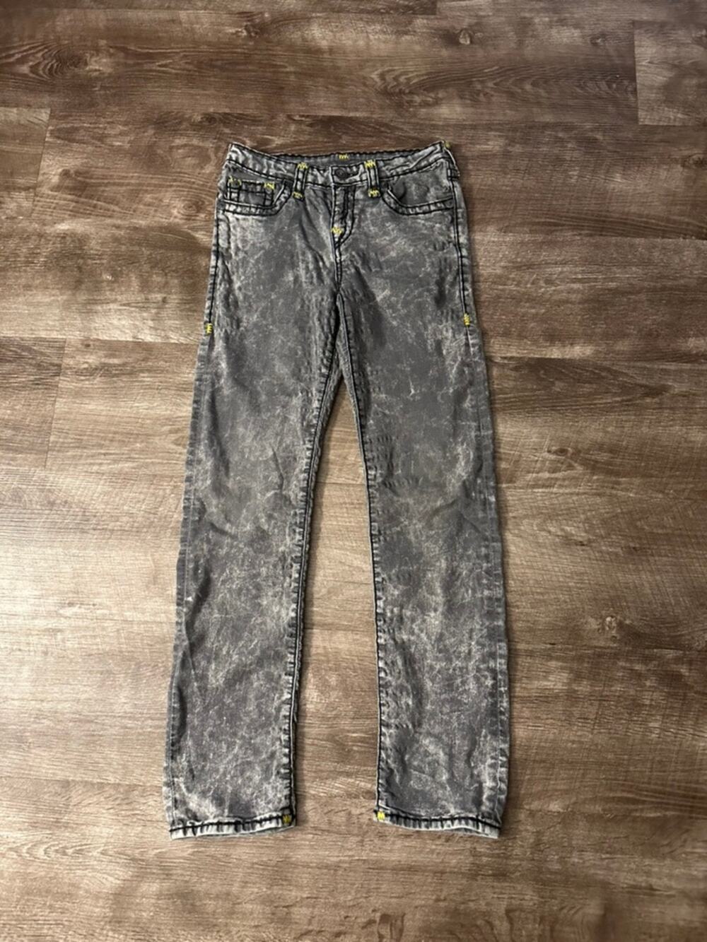 True Religion Geno Slim With Yellow Accents size 12